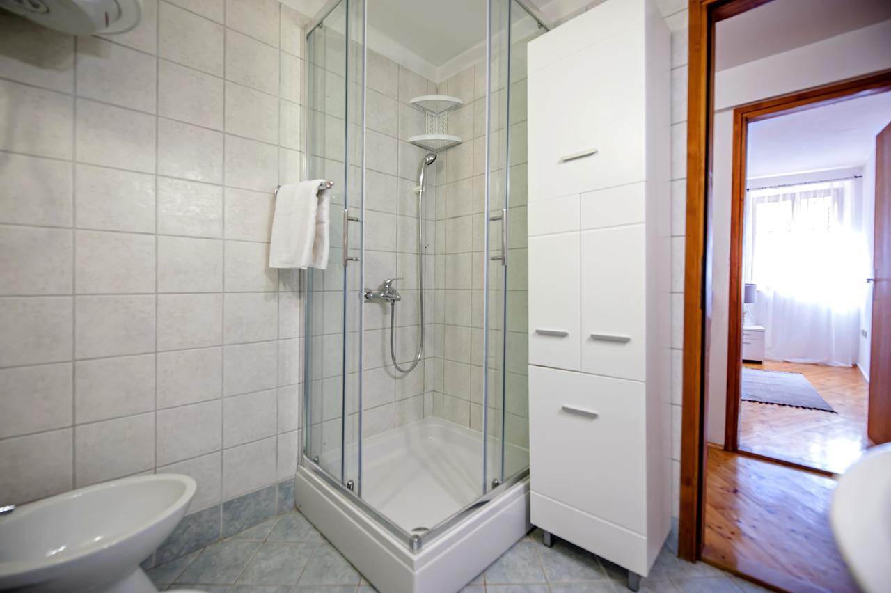 Apartment Marconi Rovinj Exterior photo
